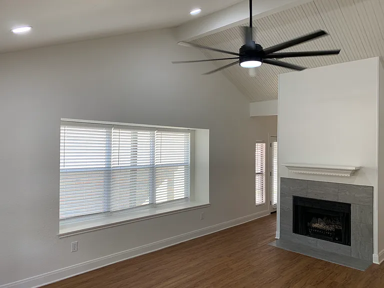 14919 River Wind — Photo 45