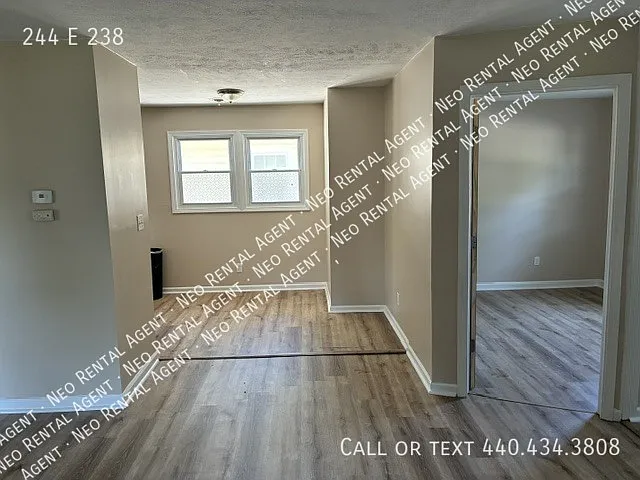 244 E 238th St — Photo 10