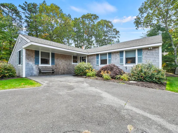 17 Cuttysark Road, East Falmouth, MA 02536