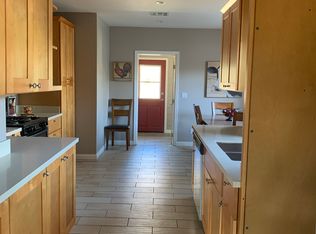 10627 Penrose St, Sun Valley, CA 91352