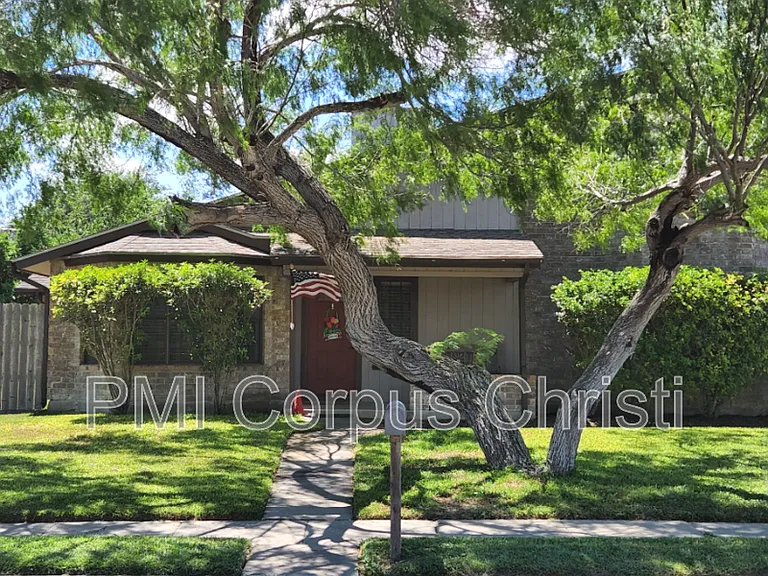 4133 River Hill Dr — Photo 1