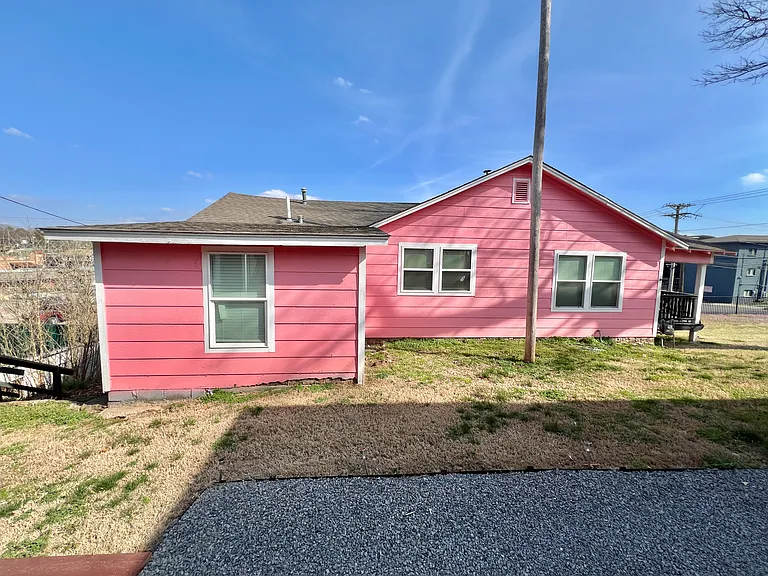114 W Morgan St — Photo 16