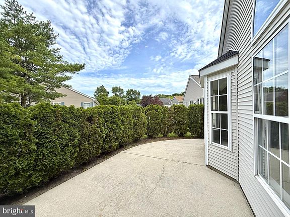 4th image of 152 Brewster Dr