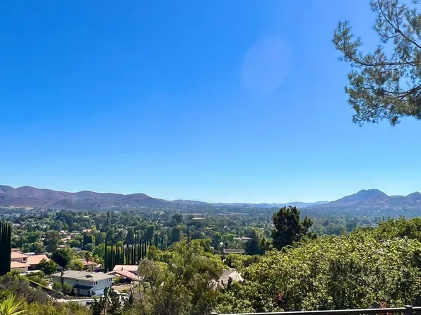 1096 Stoneshead Ct, Westlake Village, CA 91361