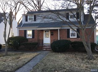 22 Birchwood Rd, Hawthorne, NJ 07506