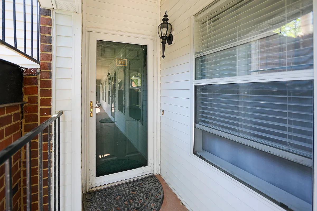 Building Photo - 207 Westover Ave