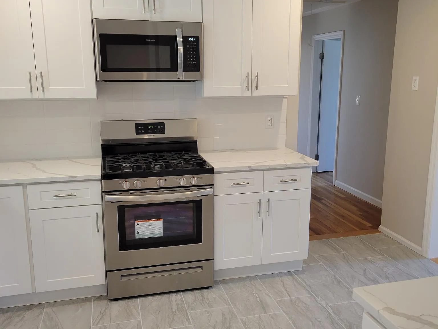 Verbena Ave, Floral Park — Photo 1