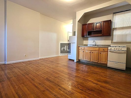1st image of 481 Saint Johns Pl #D3
