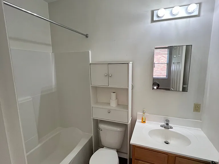440 Boggs Ave #1 — Photo 8