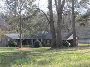 124 Lake Clyde Cir, Bowdon, GA 30108