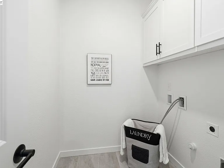 1550 Plumas Dr — Photo 56