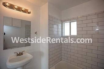 2nd image of 2107 Barclay St