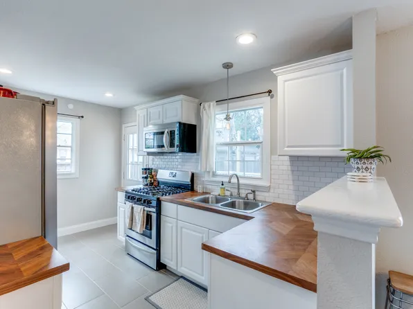 2111 Norwood Dr, Dallas, TX 75228