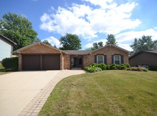 238 Colony Ct, Bloomingdale, IL 60108