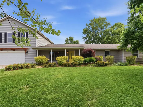 3028 Arrowhead Dr, Lexington, KY 40503