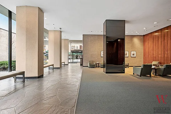 Sold by Wohlfarth & Associates Inc | media 23