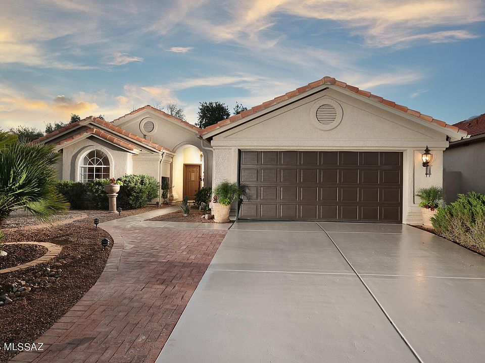 1st image of 64186 E Idlewind Ln