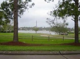 1227 Woodland Dr, El Lago, TX 77586