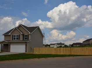 908 Thunder Creek Dr, Maryville, TN 37801
