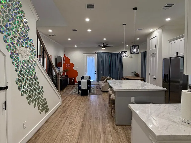 3321 McGowen St — Photo 9