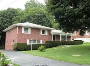 11805 Clearview Rd, Hagerstown, MD 21742