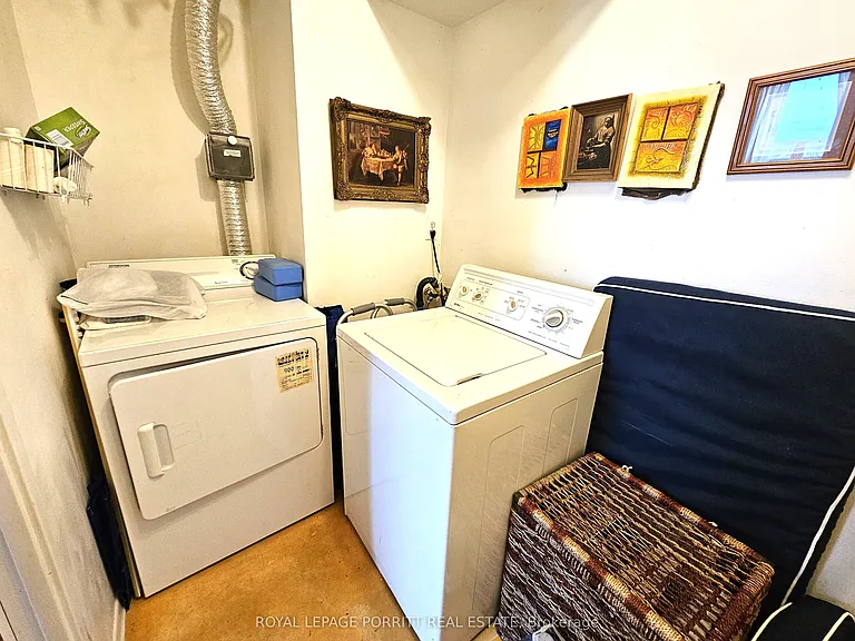 1535 Lakeshore Rd E #1704 — Photo 24