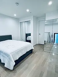 Rented by R New York