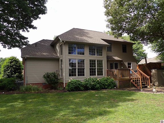 3rd image of 145 Stonecreek Pl