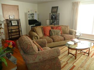 200 Mars Valencia Rd APT A, Mars, PA 16046