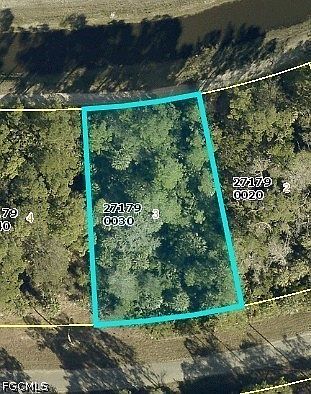 1st image of 1933 Roderick Ln