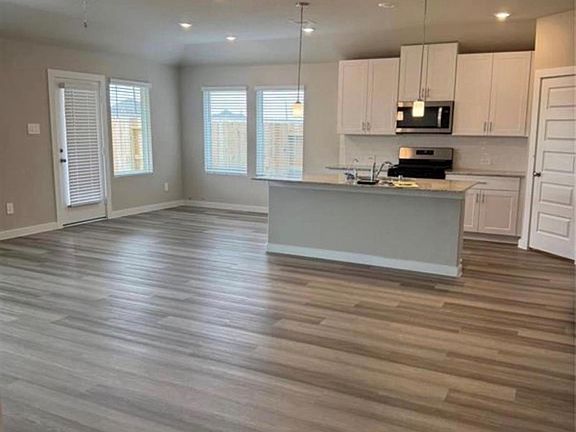 3rd image of 3110 Winding Mile Ct