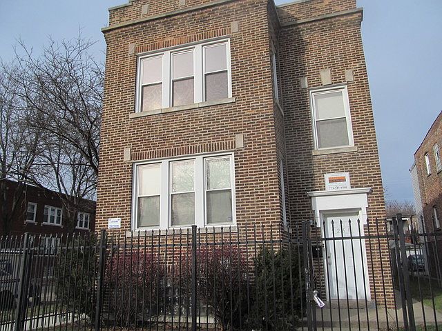 1st image of 5260 W Congress Pkwy #2