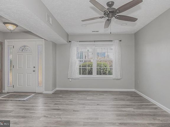 5th image of 6105 Hoskins Hollow Cir #A