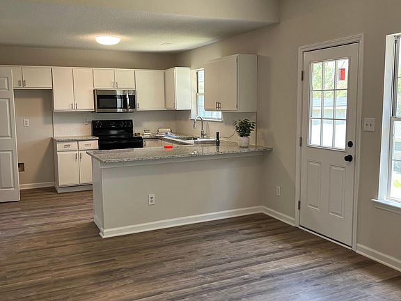 5th image of 2316 Wintergreen Pl