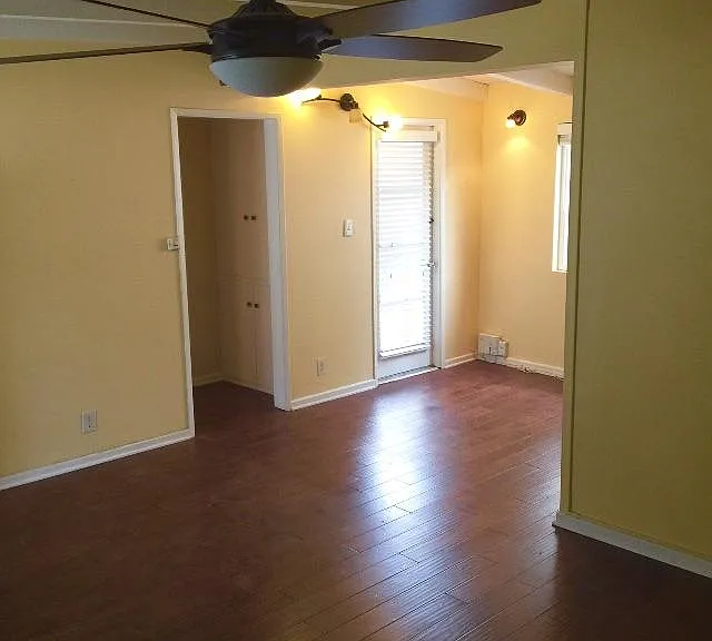 Living room - to patio/bedroom view