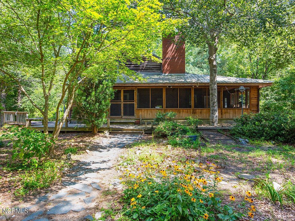 1st image of 776 Woodberry Drive
