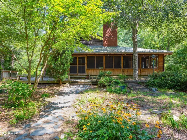 776 Woodberry Drive, Grimesland, NC 27837