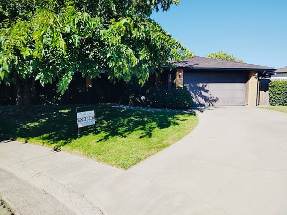 2nd image of 5928 Jeanine Dr