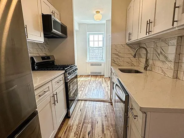 35-24 78th St APT A67, Jackson Heights, NY 11372