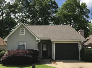 51 Lamplighter Rd, Pearl, MS 39208