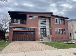 5125 Lunt Ave, Skokie, IL 60077