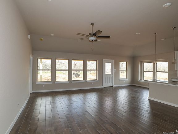 4th image of 117 Cheyenne Drive