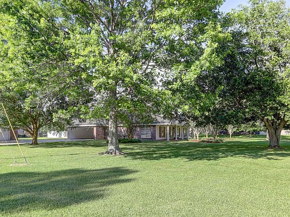 5th image of 400 Landview Dr