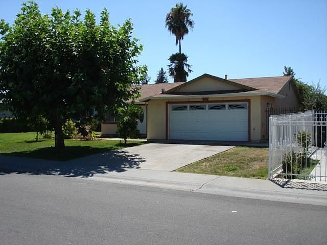 1st image of 7838 Grandstaff Dr