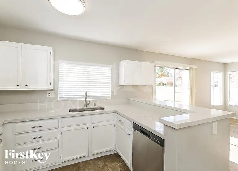 1711 Toltec Cir — Photo 5