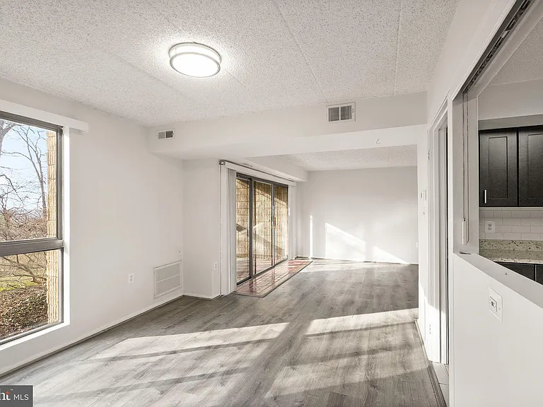 5140 Maris Ave #200 — Photo 6