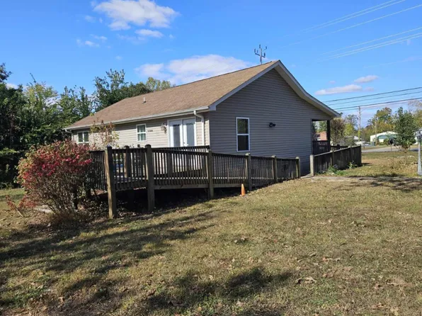 8104 Igou Gap Rd, Chattanooga, TN 37421