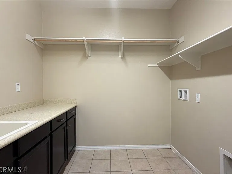 9549 Seasons Dr — Photo 14