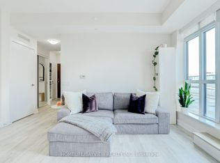 251 Manitoba St #924, Toronto, ON M8Y0C7