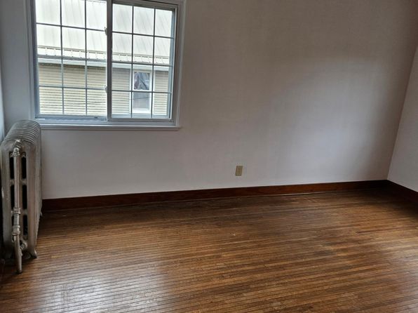 201 9th St #B